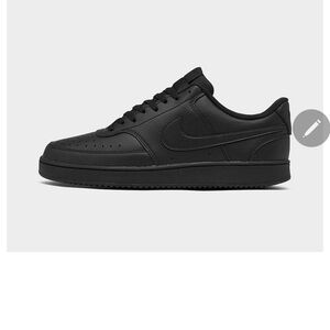 Nike Men's Black Sneakers